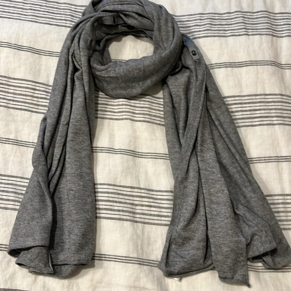 Seraphine cape / scarf that doubles as a baby feeding cover for privacy